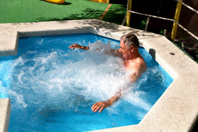 Виктория (ул. Луначарского)