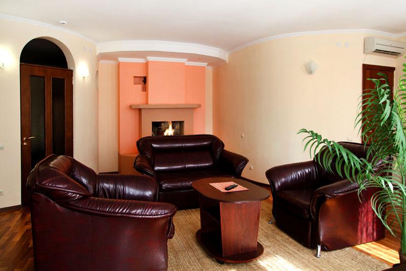 Виктория (ул. Луначарского)