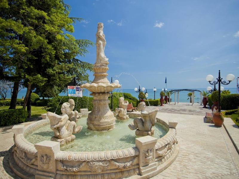 Villas Elenite