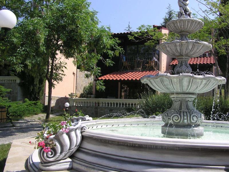 Villas Elenite