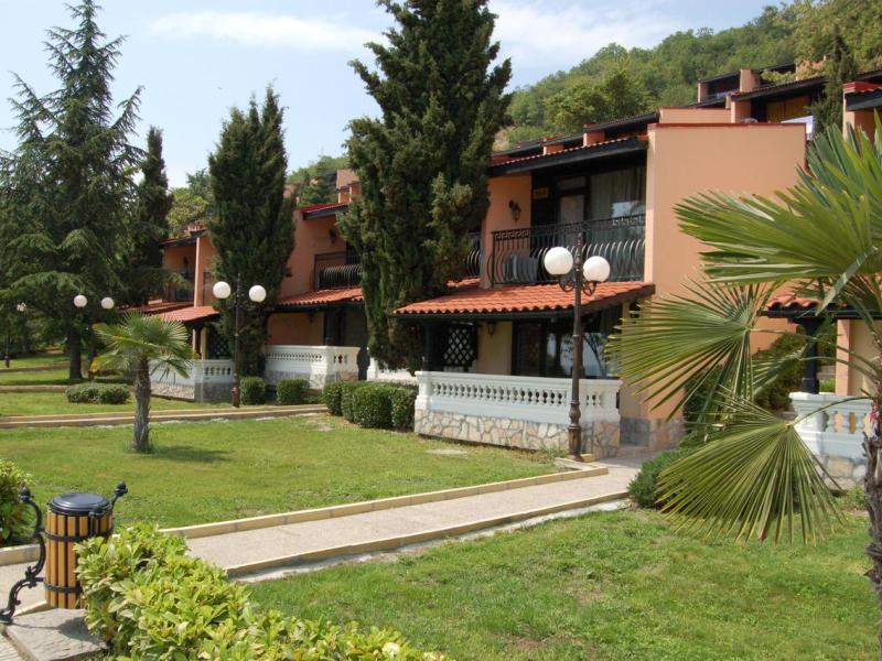 Villas Elenite