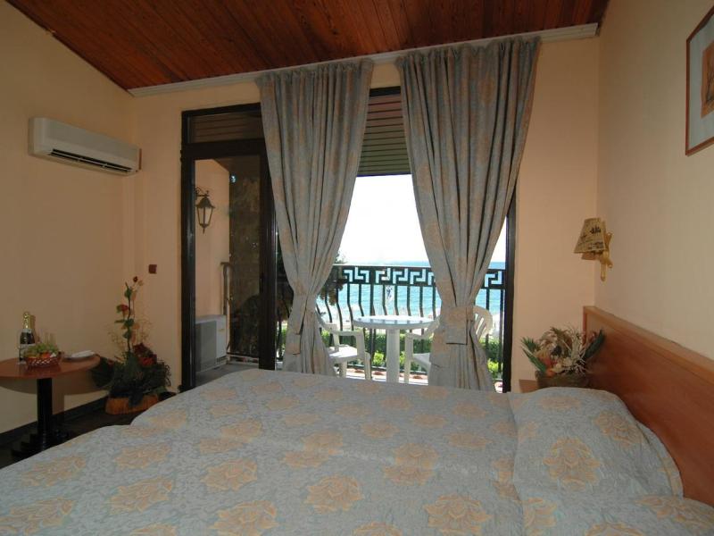 Villas Elenite