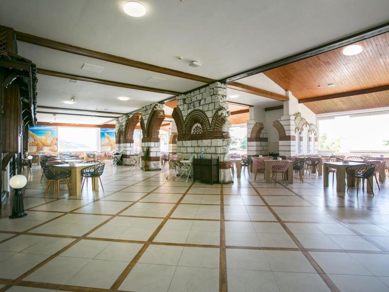 Villas Elenite
