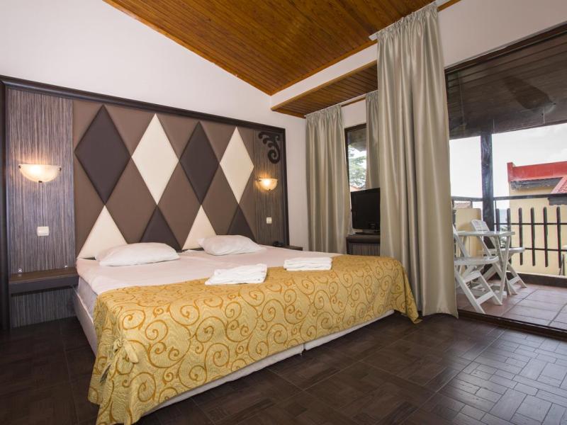 Villas Elenite