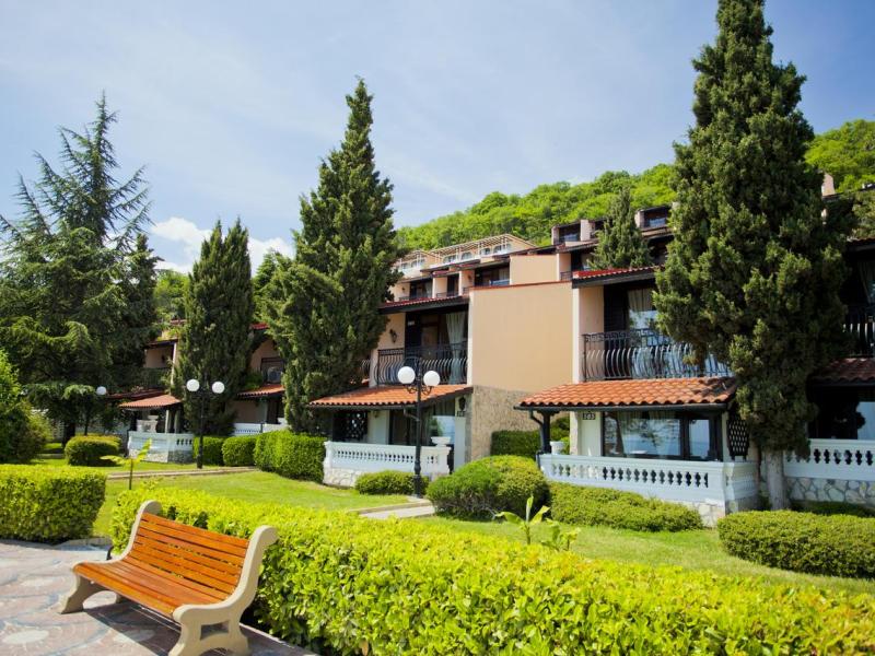 Villas Elenite