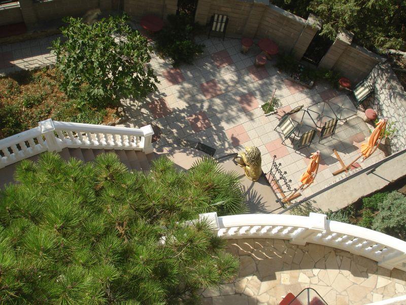 Вилла Лилия