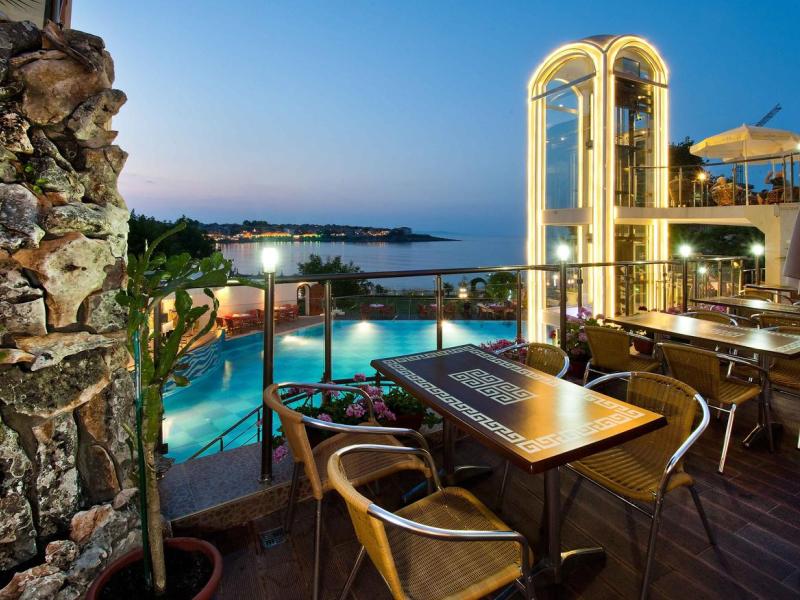 Villa List 