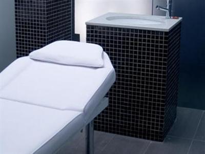 Riverside Hotel & Spa