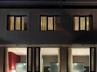 Riverside Hotel & Spa