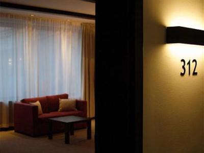 Riverside Hotel & Spa
