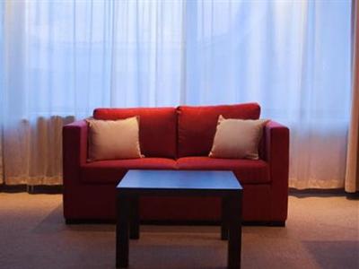 Riverside Hotel & Spa