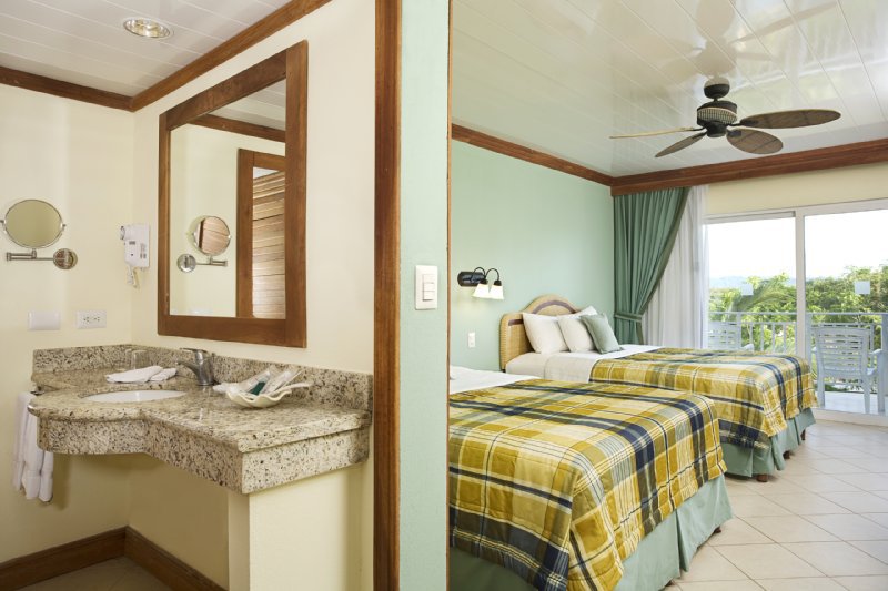 Occidental Tamarindo