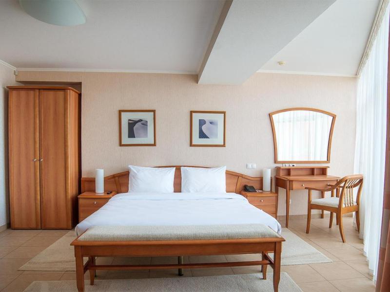 Apri Hotel
