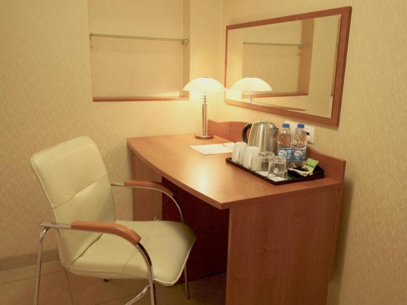 Apri Hotel