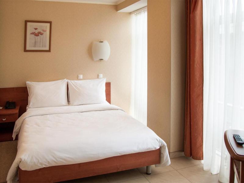 Apri Hotel