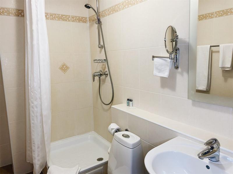 Apri Hotel