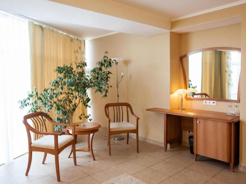 Apri Hotel