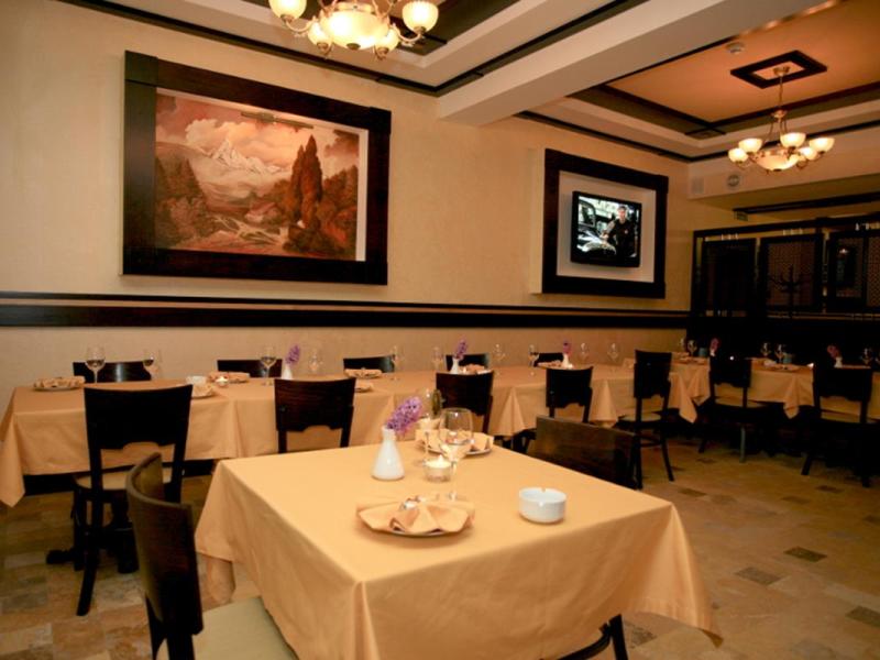 Гала Плаза Отель