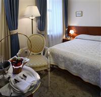 Helvetia Hotel & Suites