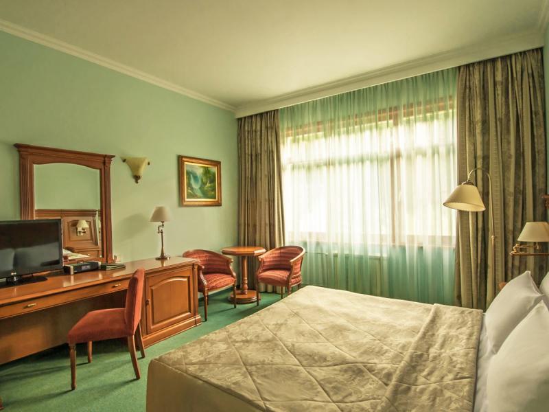 Гранд Отель Поляна