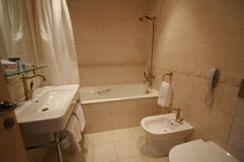 Гранд Авеню Отель