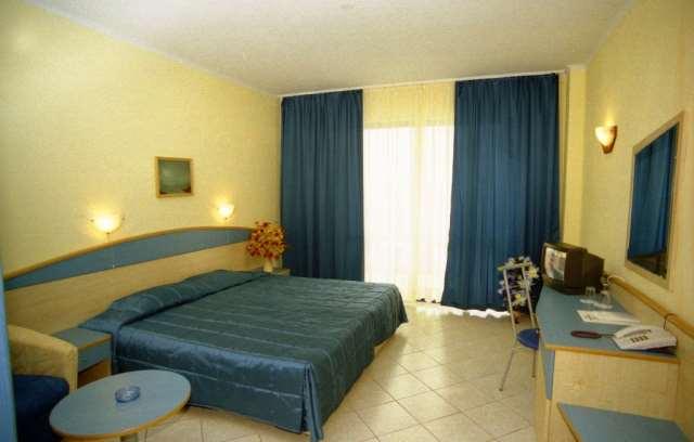 Dana Palace 