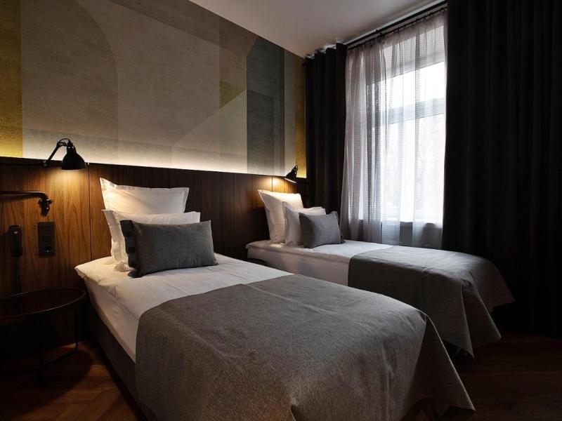 Двор Подзноева