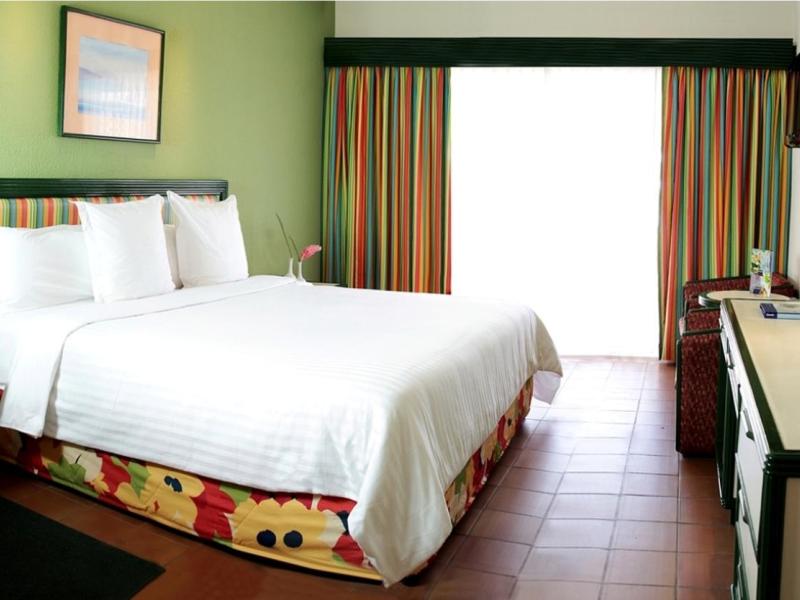 Barcelo Tambor Beach