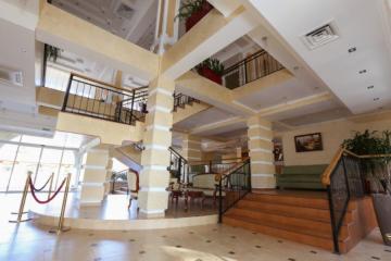 Отель Club Hotels Dolphin Абхазия, Пицунда, фото 9
