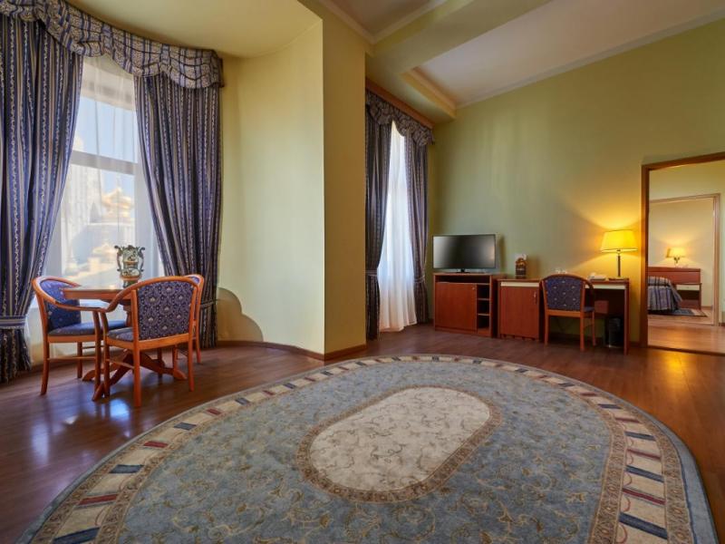 Достоевский