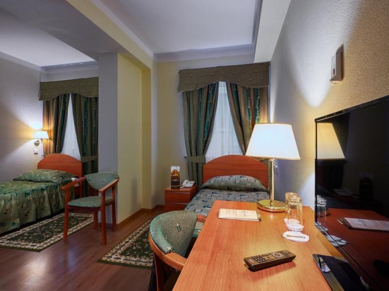 Достоевский