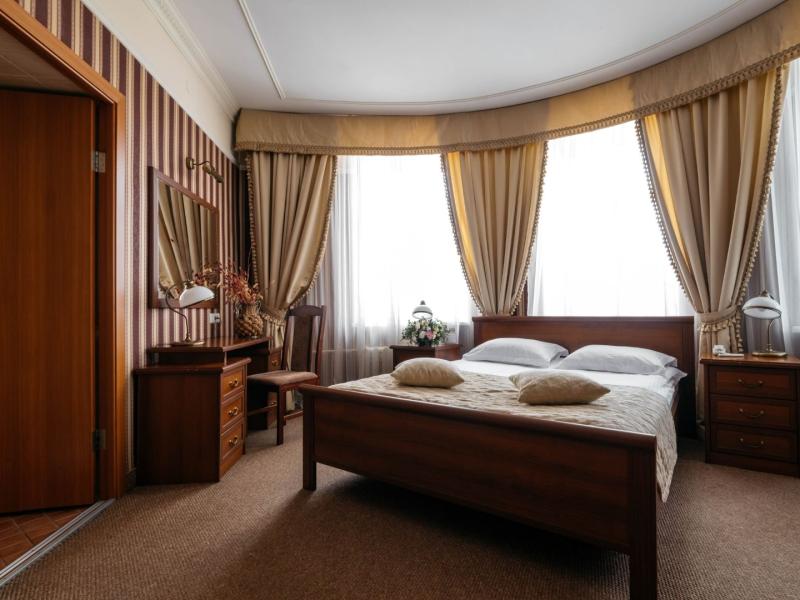 Центральный by USTA Hotels