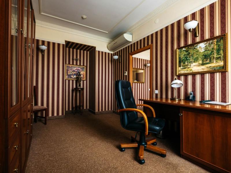 Центральный by USTA Hotels