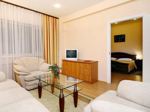 Отель Максим