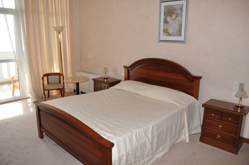 Санаторий Зеленый Гай (Дедеркой)