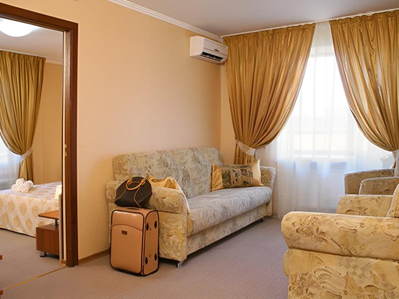 Golden Family Resort