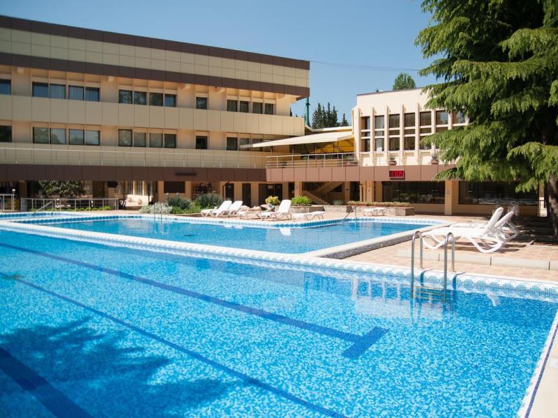 Golden Family Resort