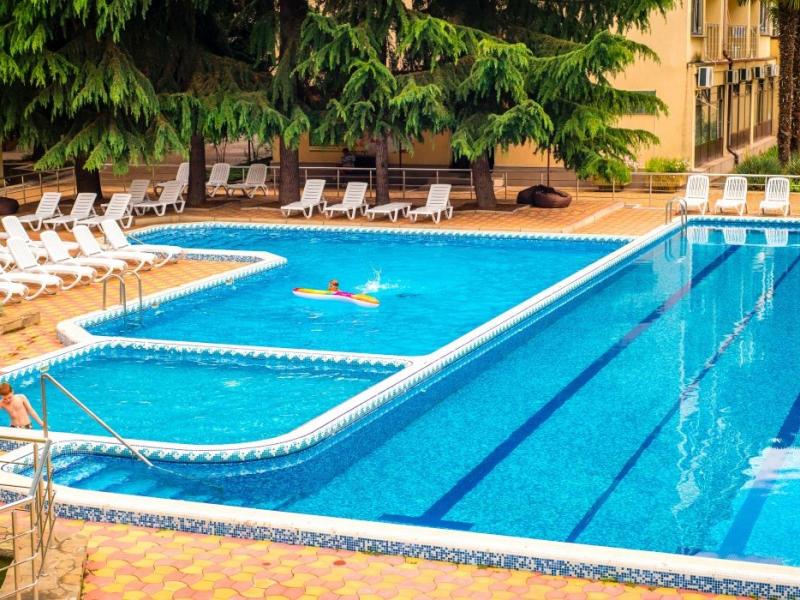 Golden Family Resort