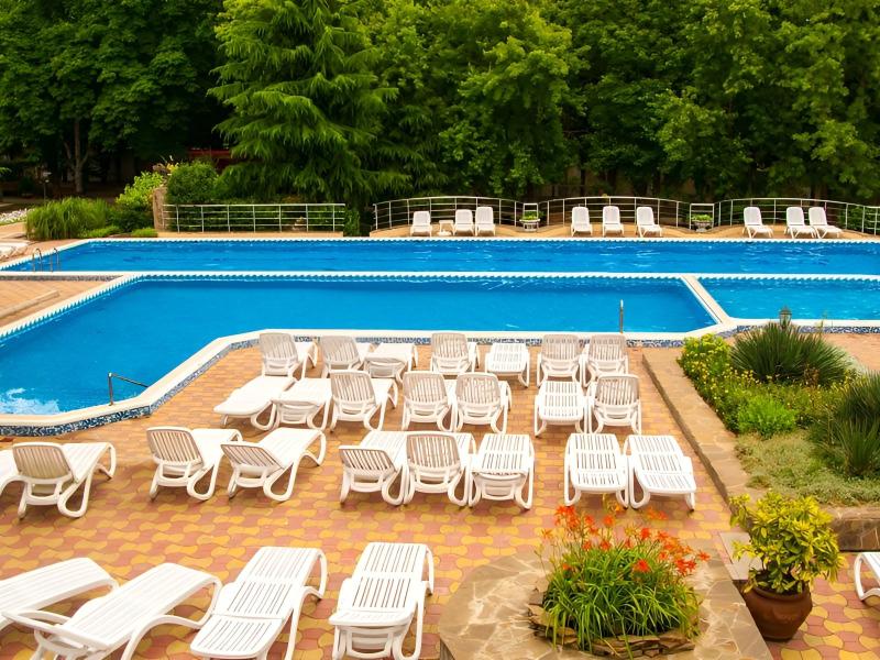 Golden Family Resort