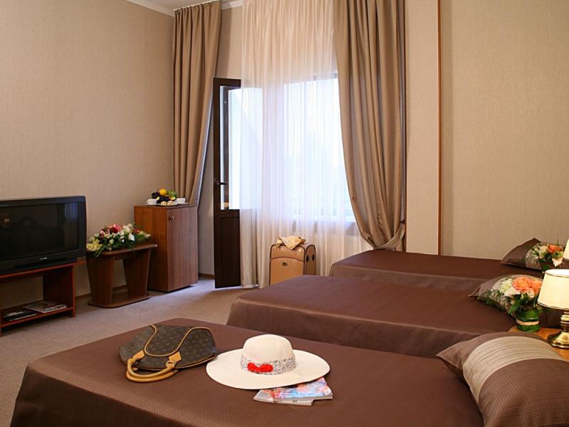 Golden Family Resort