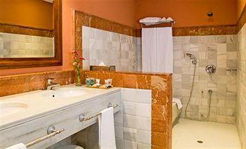 Barrosa Palace & SPA Hotel