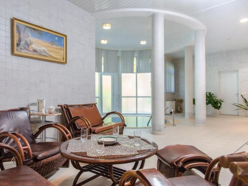 Пансионат Изумруд