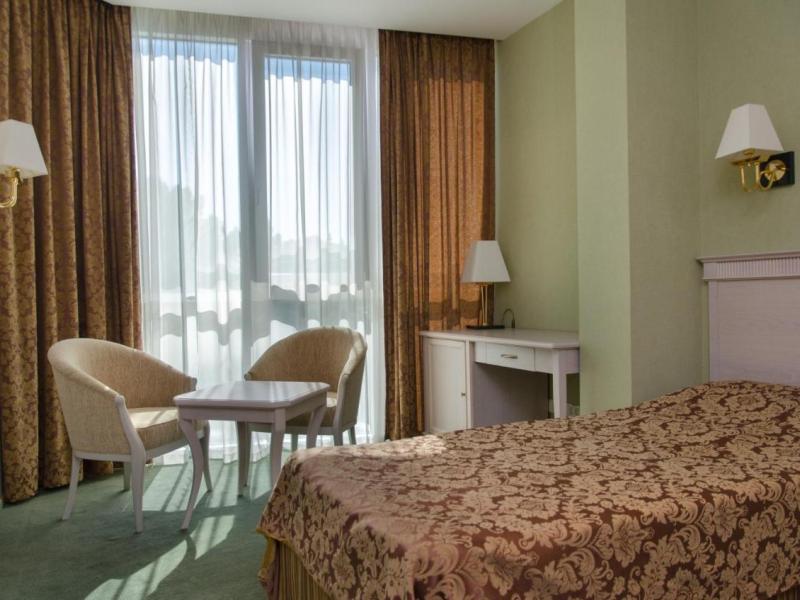 Пансионат Изумруд