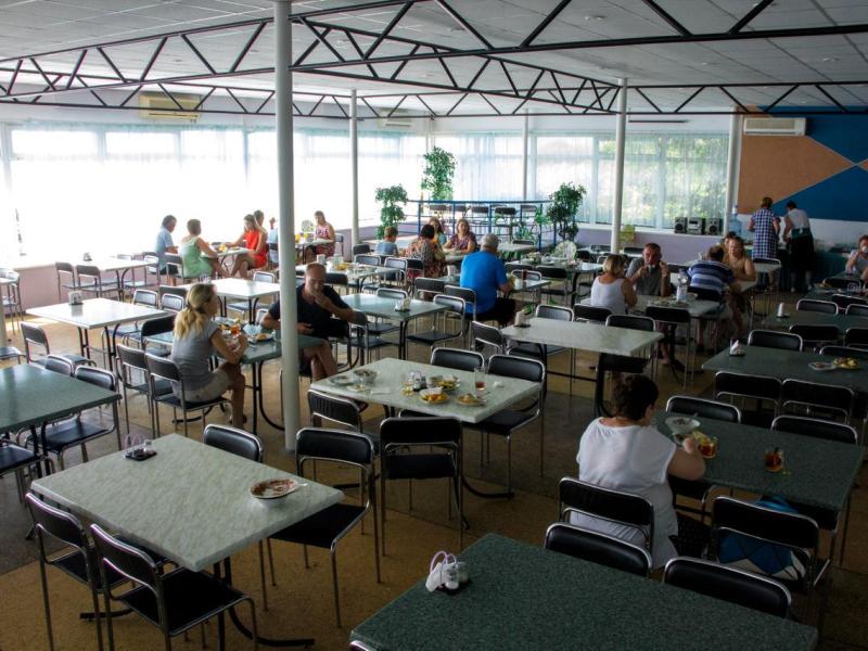 Пансионат Изумруд (Ласпи)