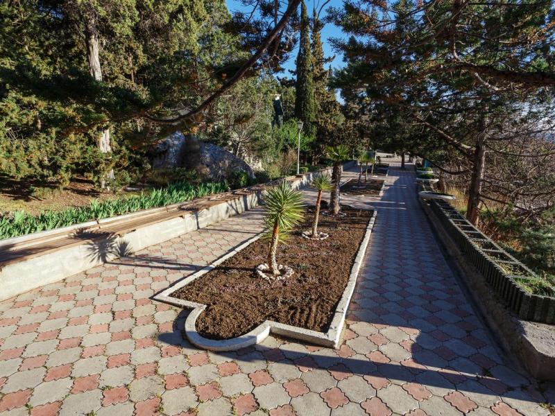 Пансионат Изумруд (Ласпи)