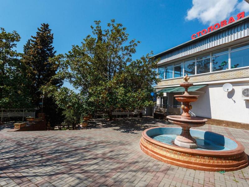 Пансионат Изумруд (Ласпи)