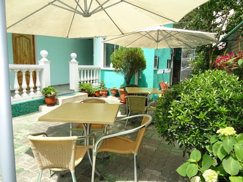 Изумрудный