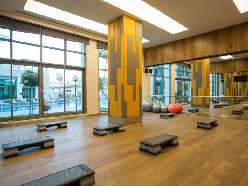 Acanthus & Cennet Barut Collection