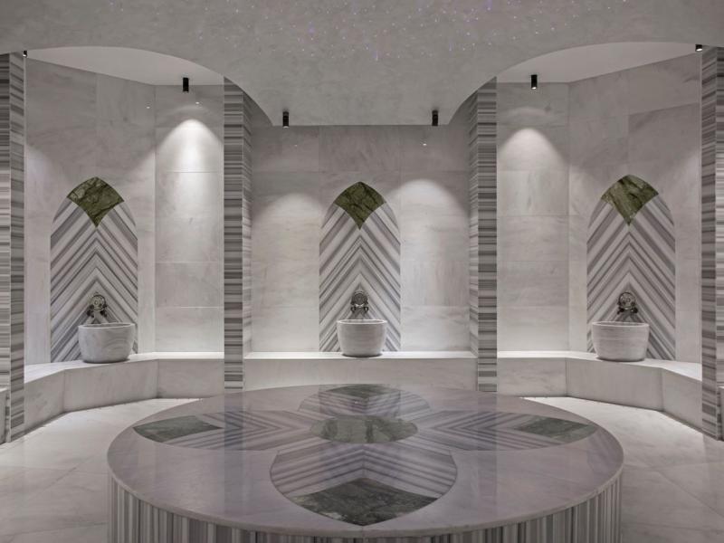 Acanthus & Cennet Barut Collection