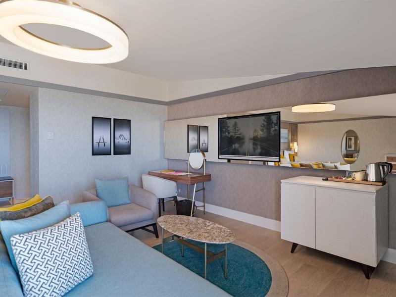 Arum Barut Collection